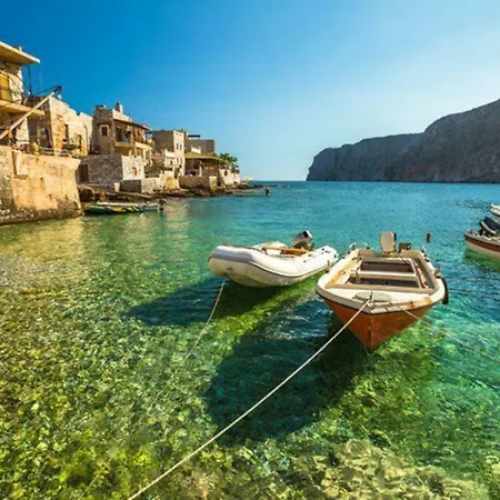 Uranos - Unforgettable Vacation By The Beach Holiday home *